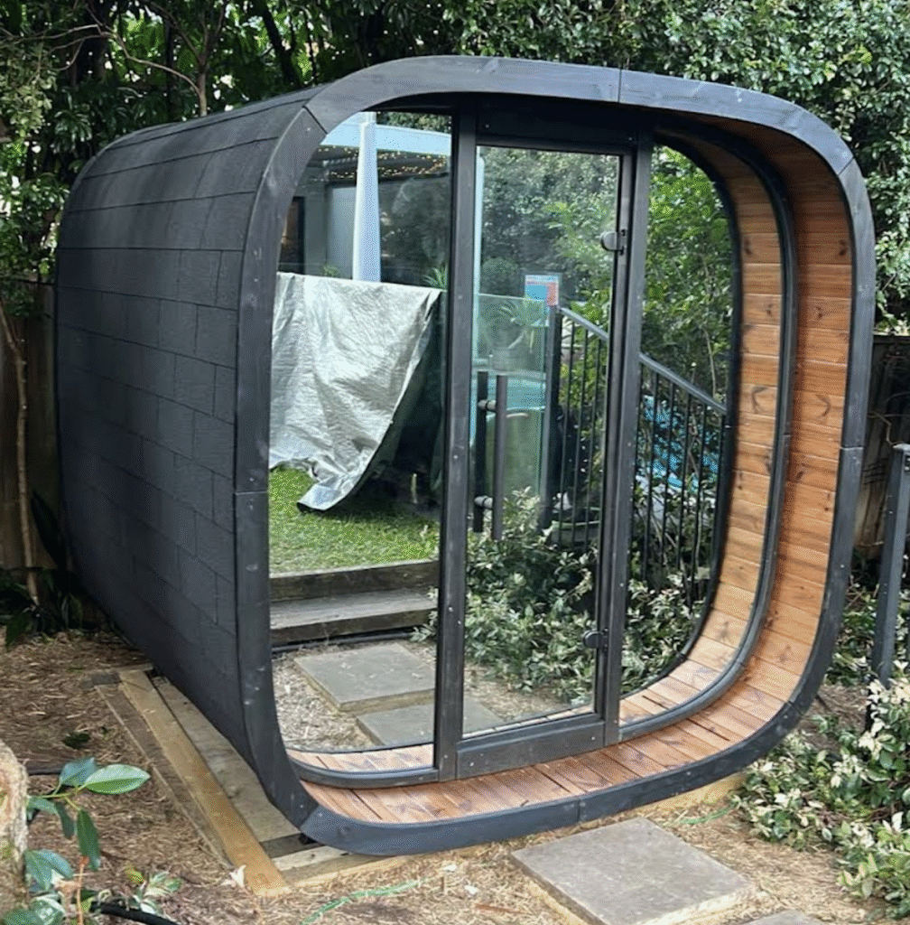Round Cube sauna thermo-treated spruce 3–5 person